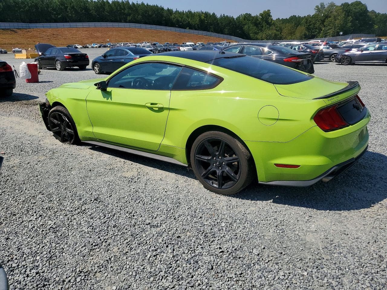 2020 Ford Mustang - foto 2
