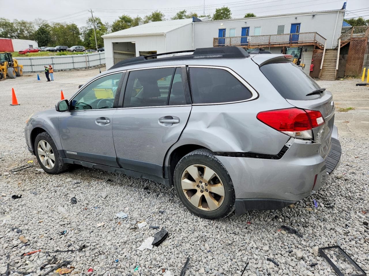 2011 Subaru Outback 3.6R Limited - foto 2