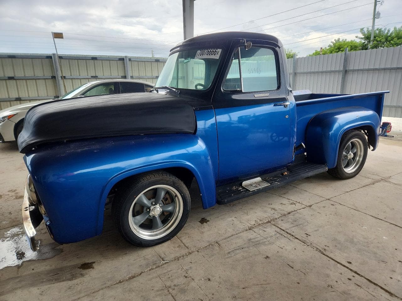 1955 Ford F100 z USA