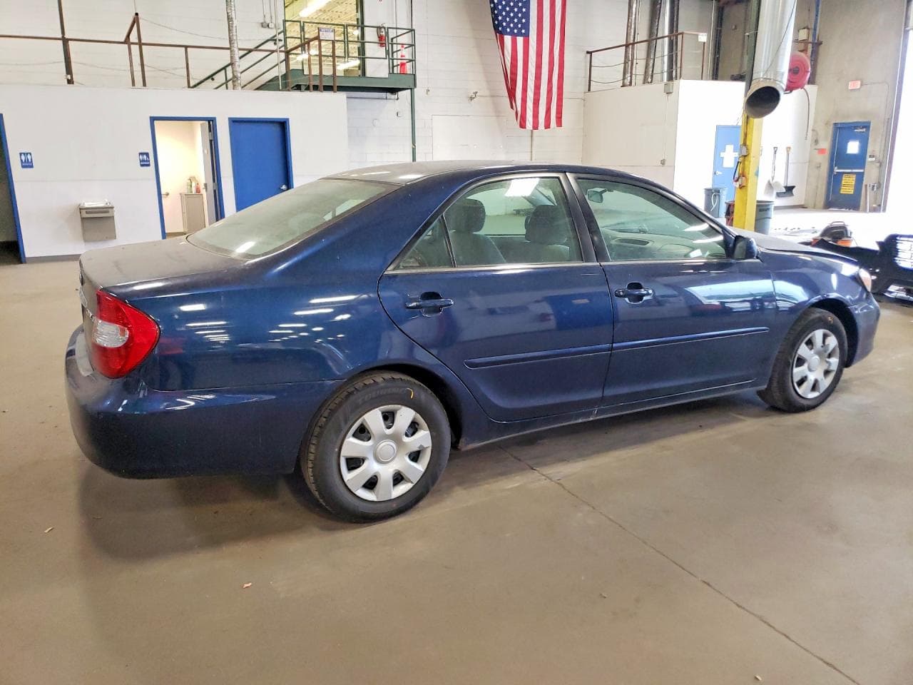 2004 Toyota Camry Le - foto 3