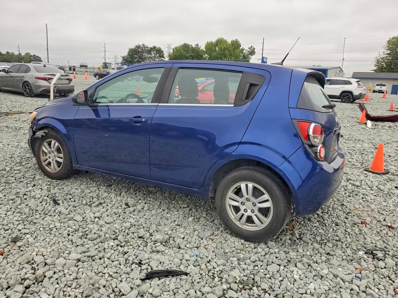 2013 Chevrolet Sonic Lt - foto 2