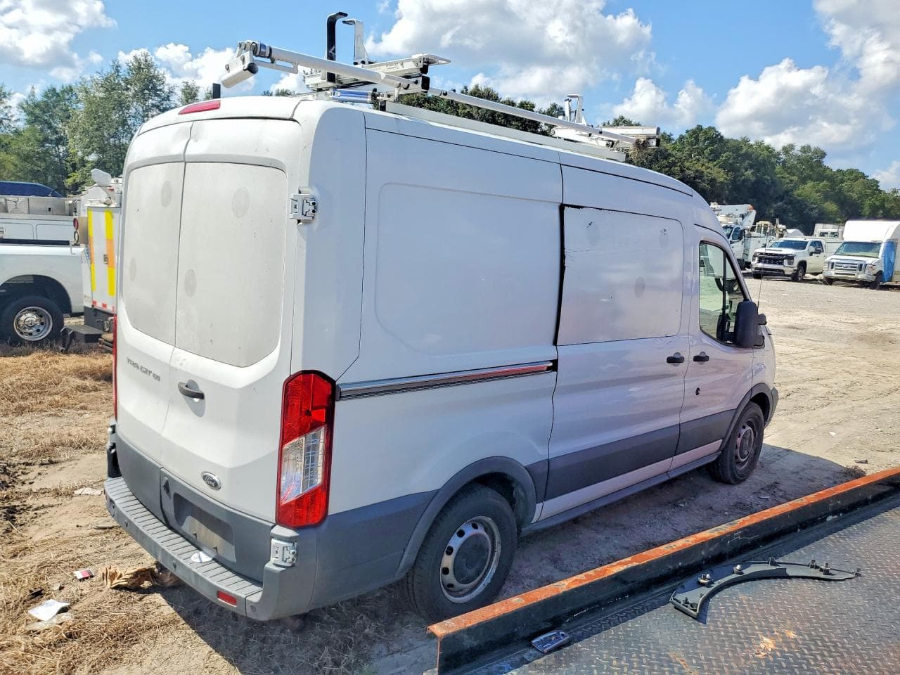 2017 Ford Transit T-150 - foto 3