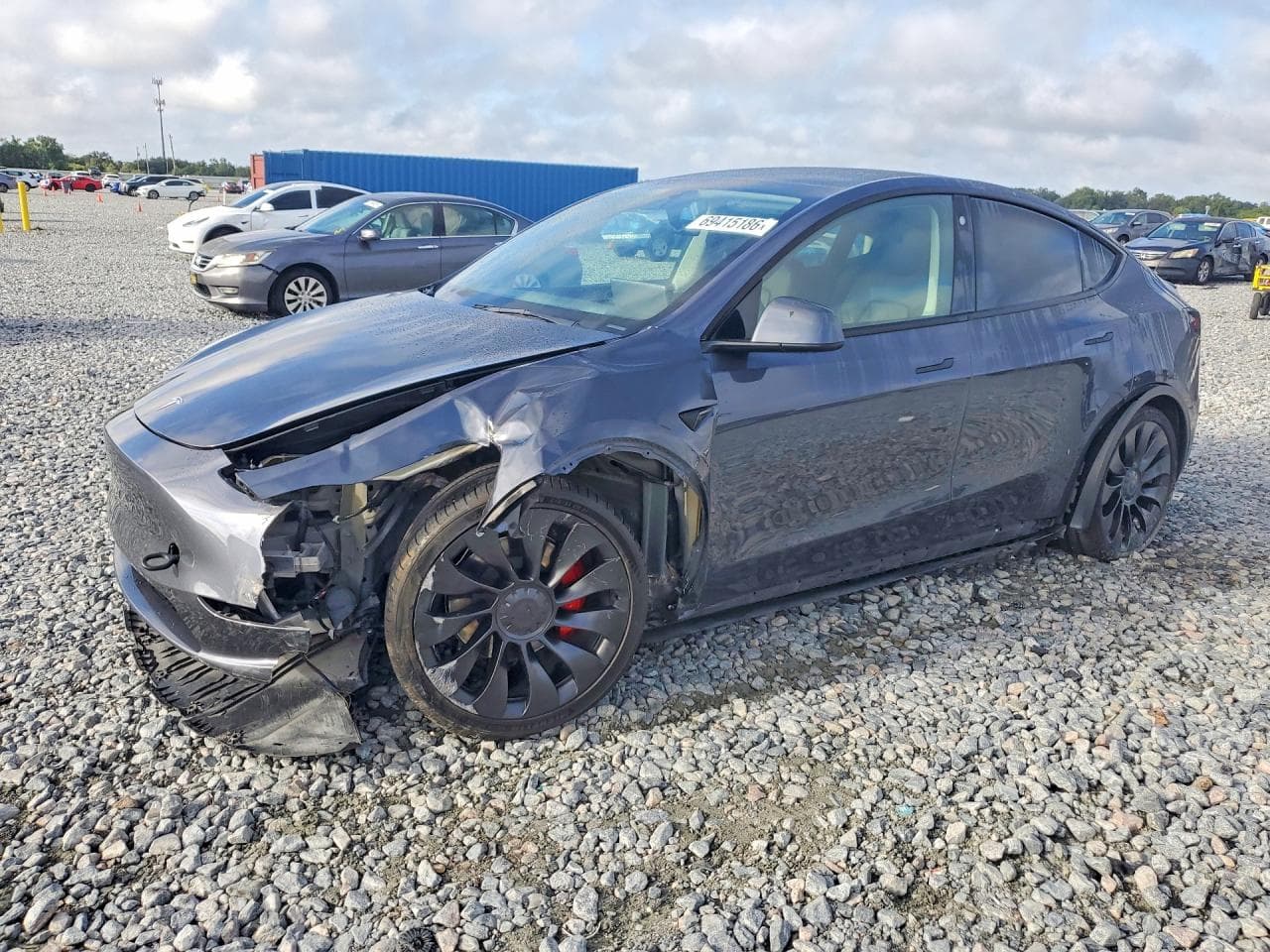Tesla Model Y 2023 z USA