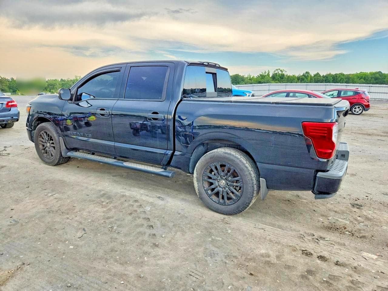 2018 Nissan Titan Sv - foto 2