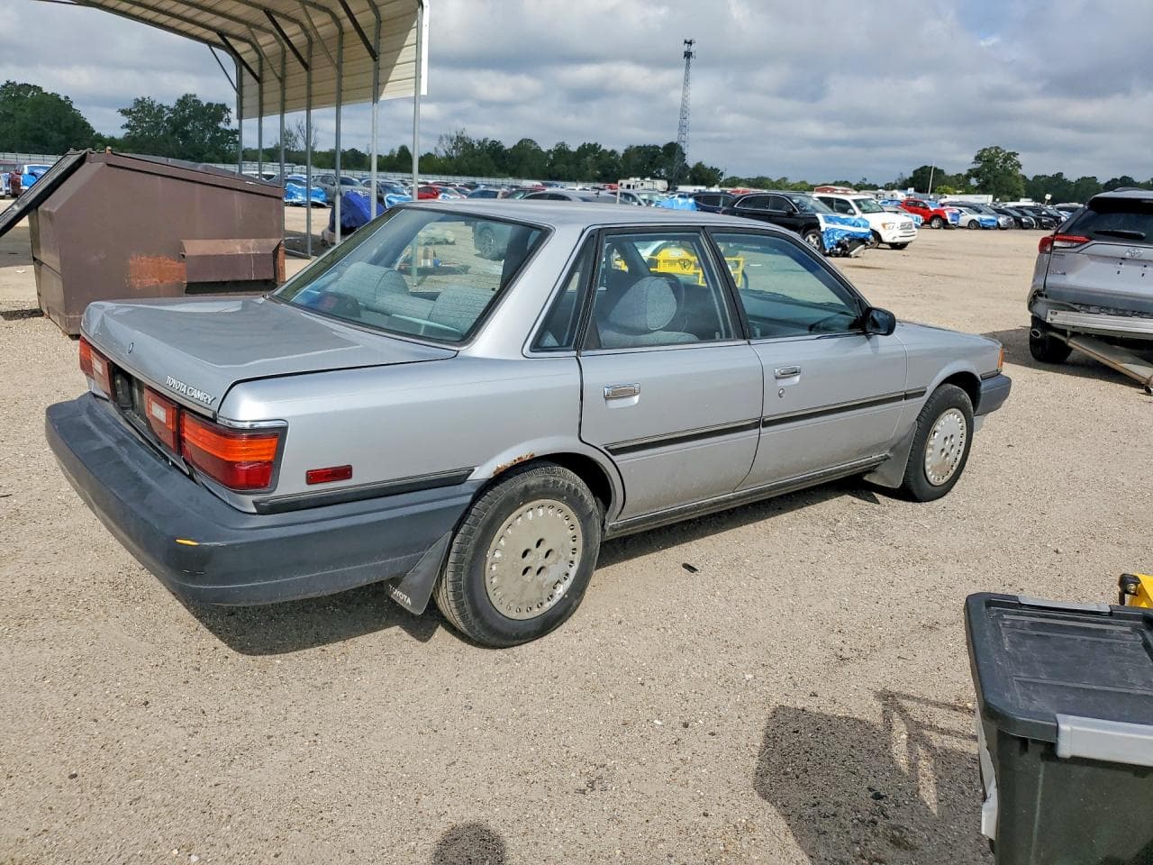 1989 Toyota Camry Deluxe - foto 3