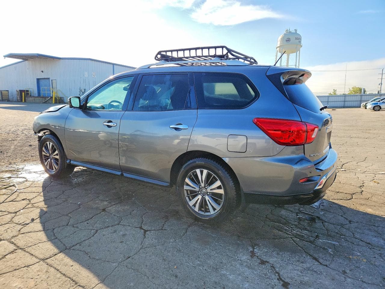 2017 Nissan Pathfinder S - foto 2