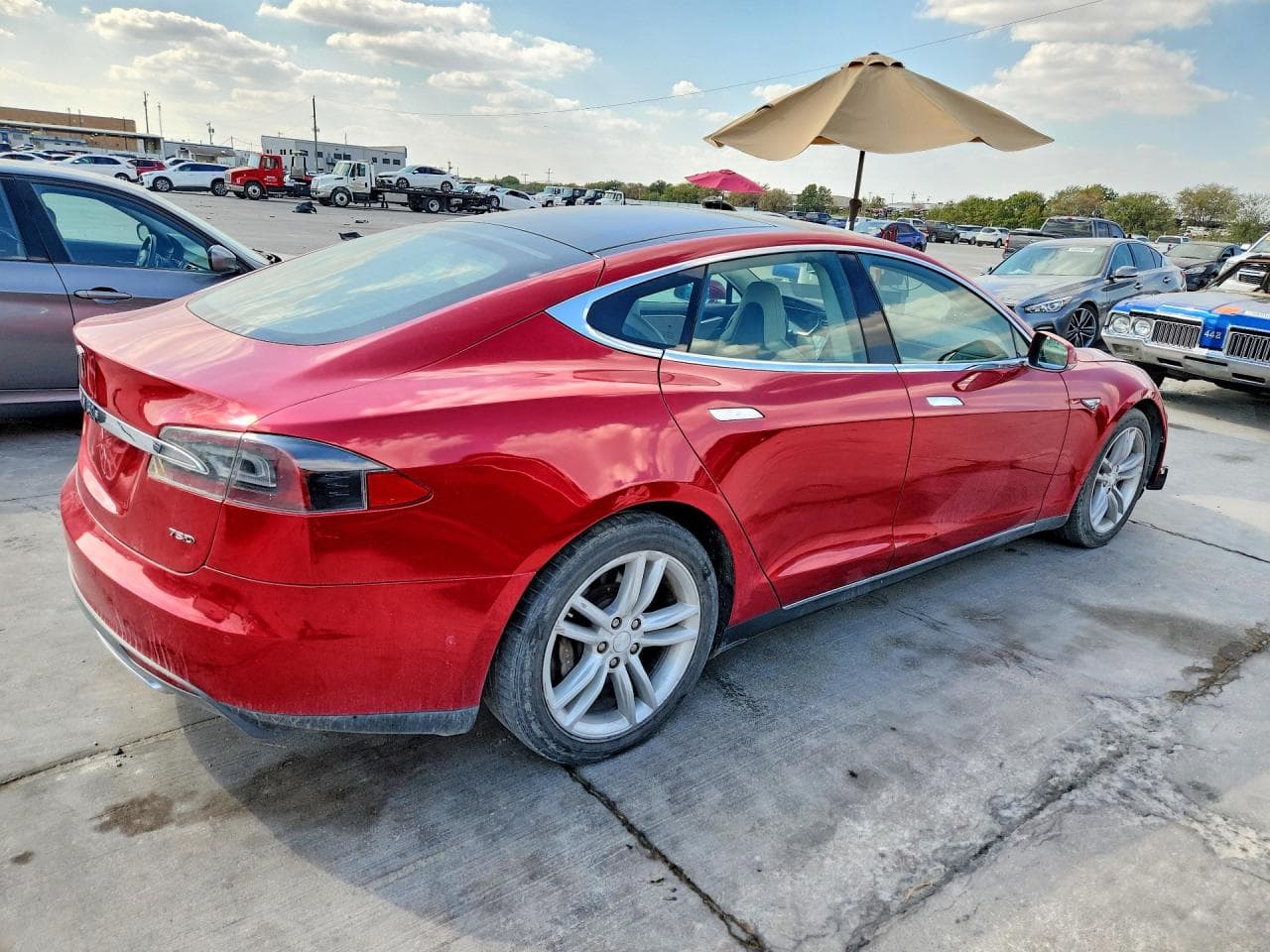 2014 Tesla Model S - foto 3
