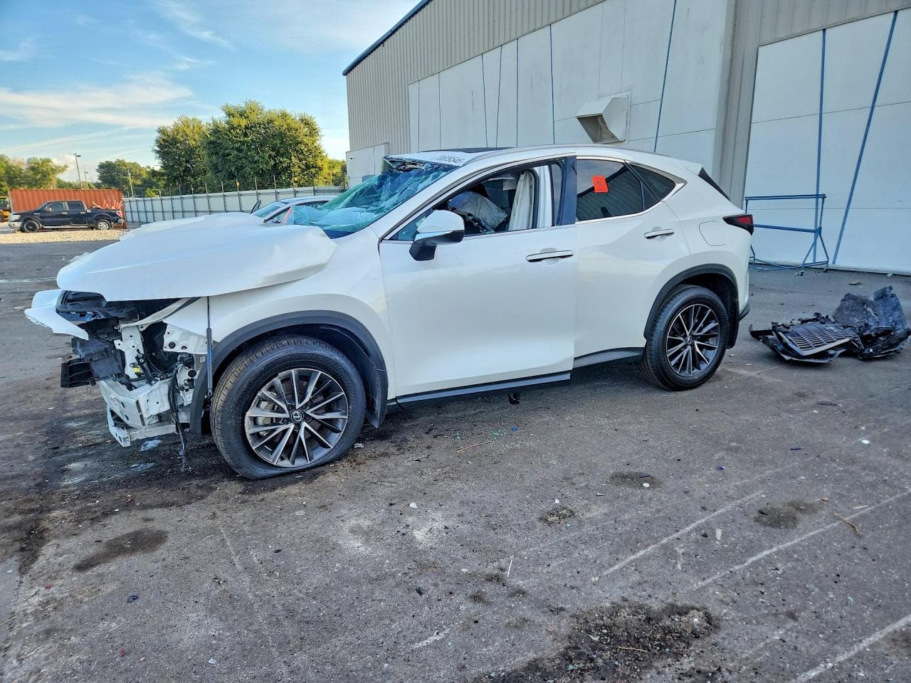 Lexus NX 2024 z USA