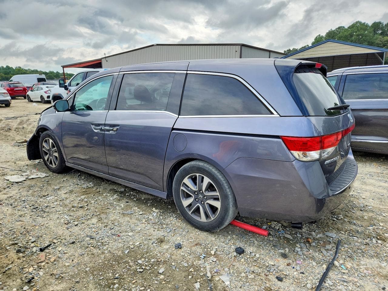 2015 Honda Odyssey Touring - foto 2