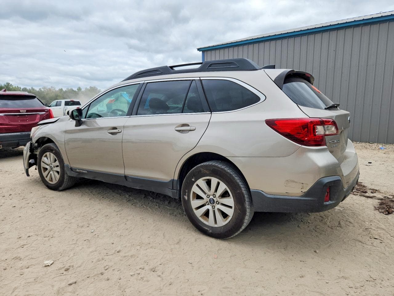 2019 Subaru Outback 2.5I Premium - foto 2