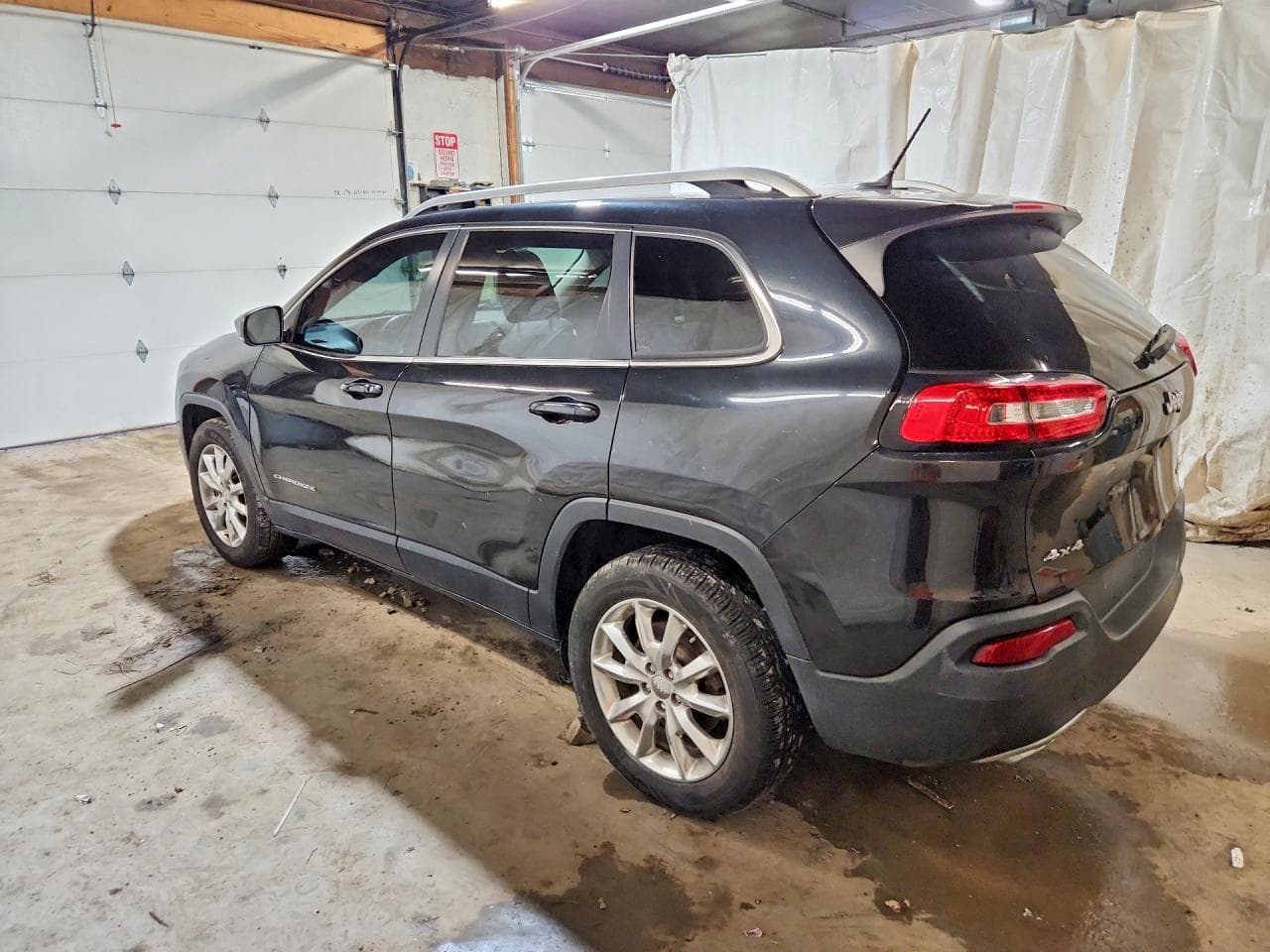 2015 Jeep Cherokee Limited - foto 2