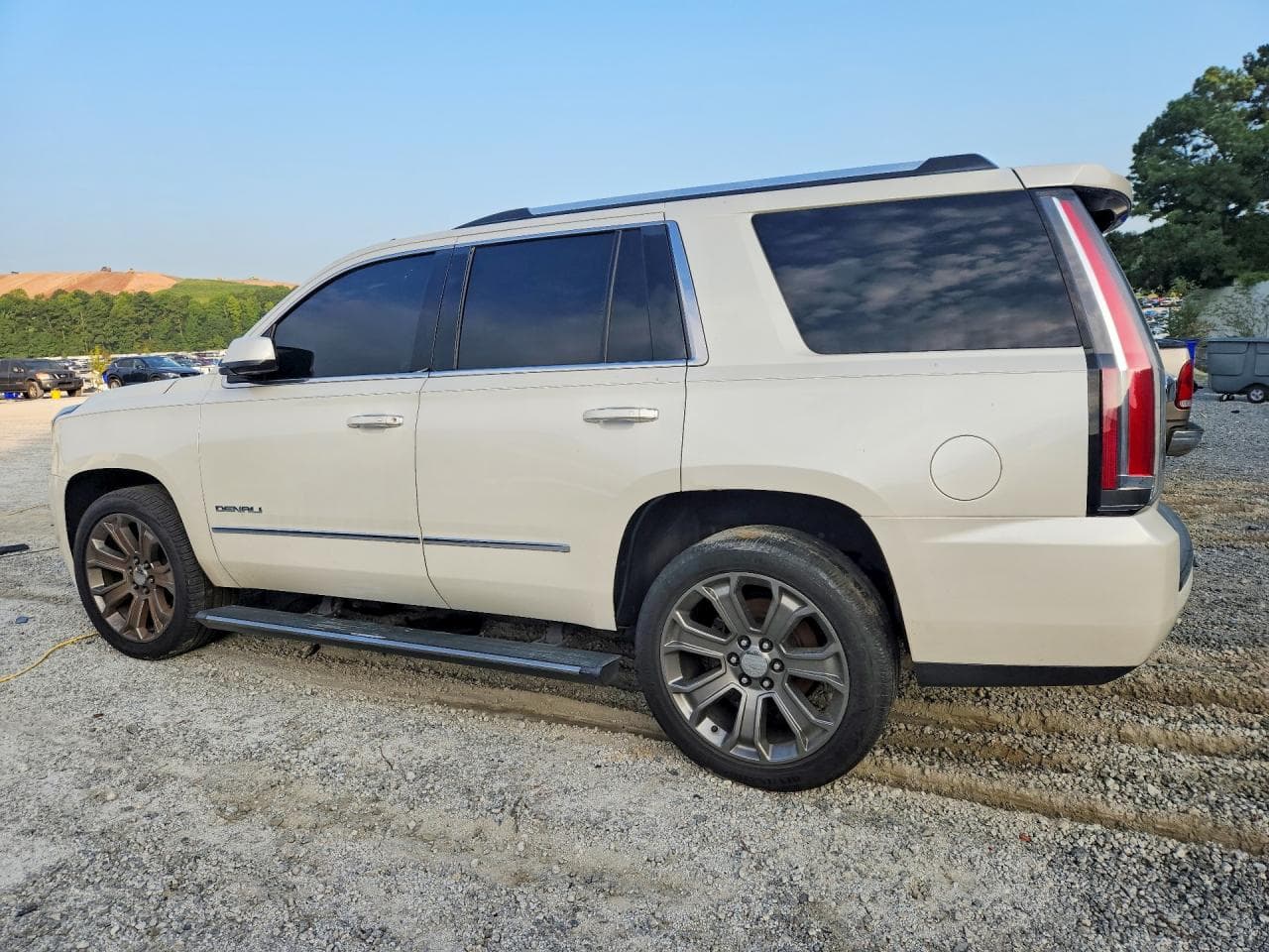 2015 GMC Yukon Denali - foto 2