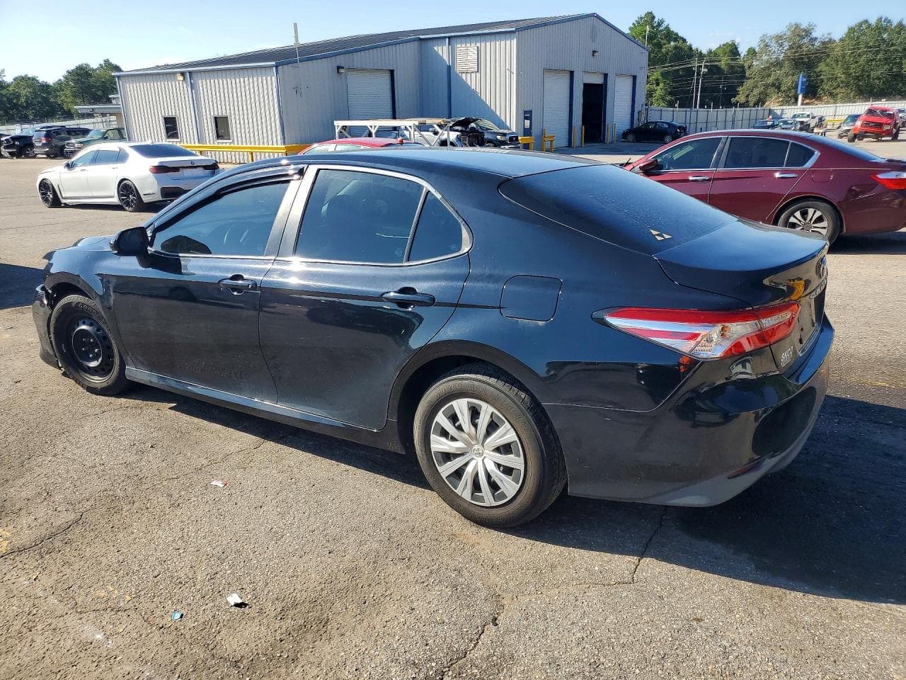 2018 Toyota Camry L - foto 2