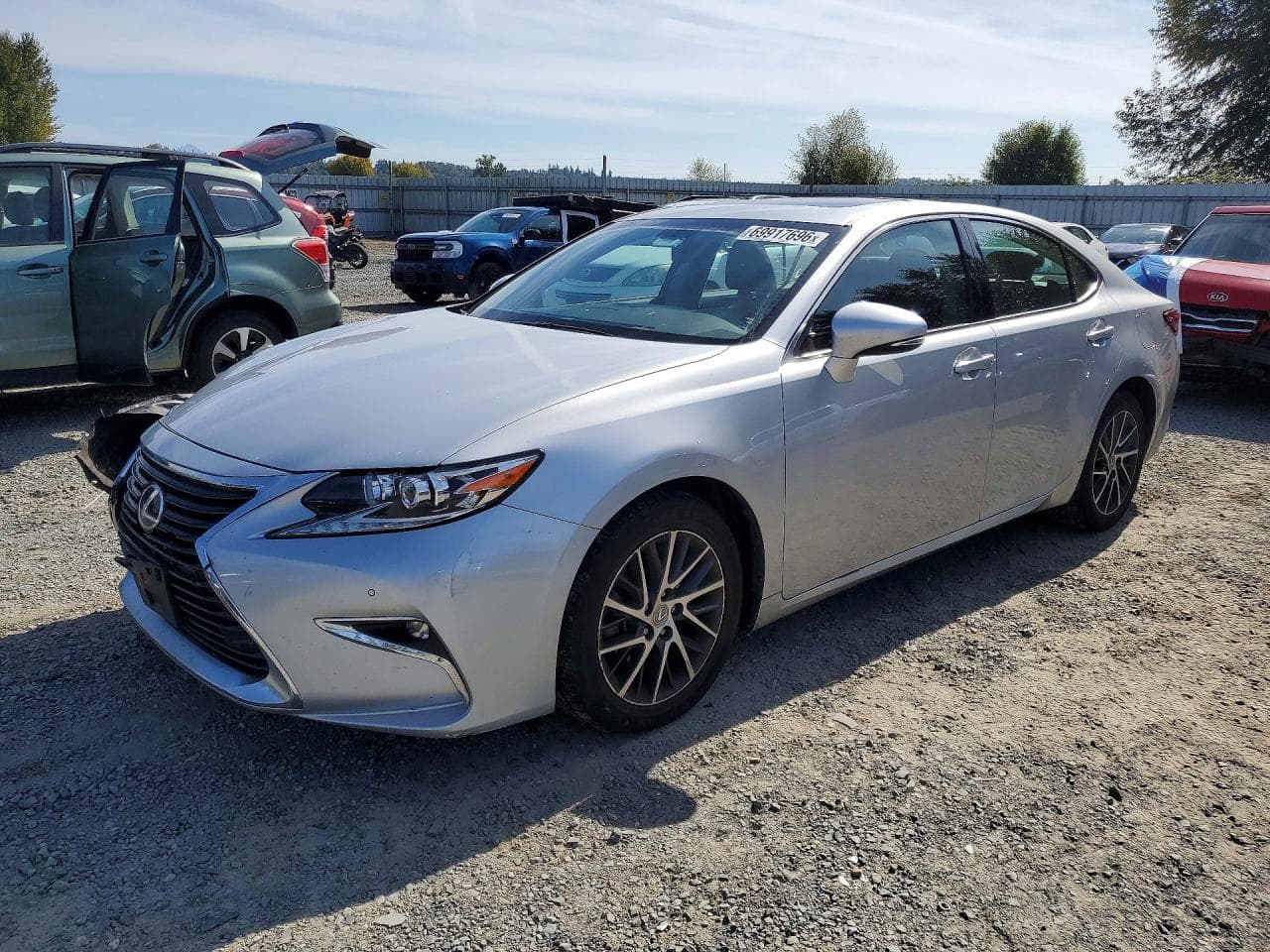 Lexus ES 2016 z USA