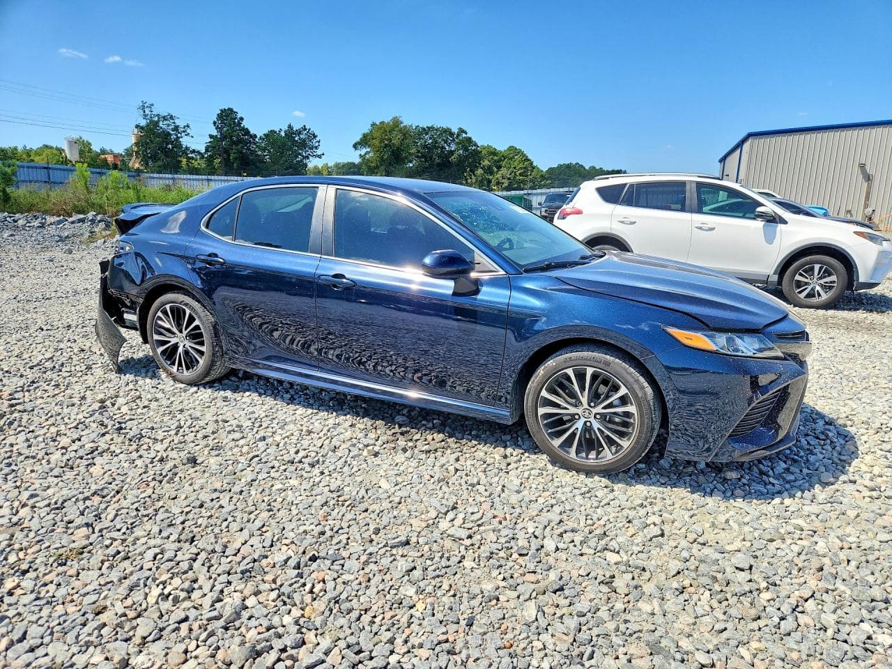 2020 Toyota Camry Se - foto 4