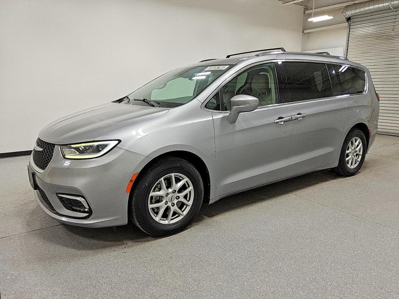 Chrysler Pacifica 2021 z USA