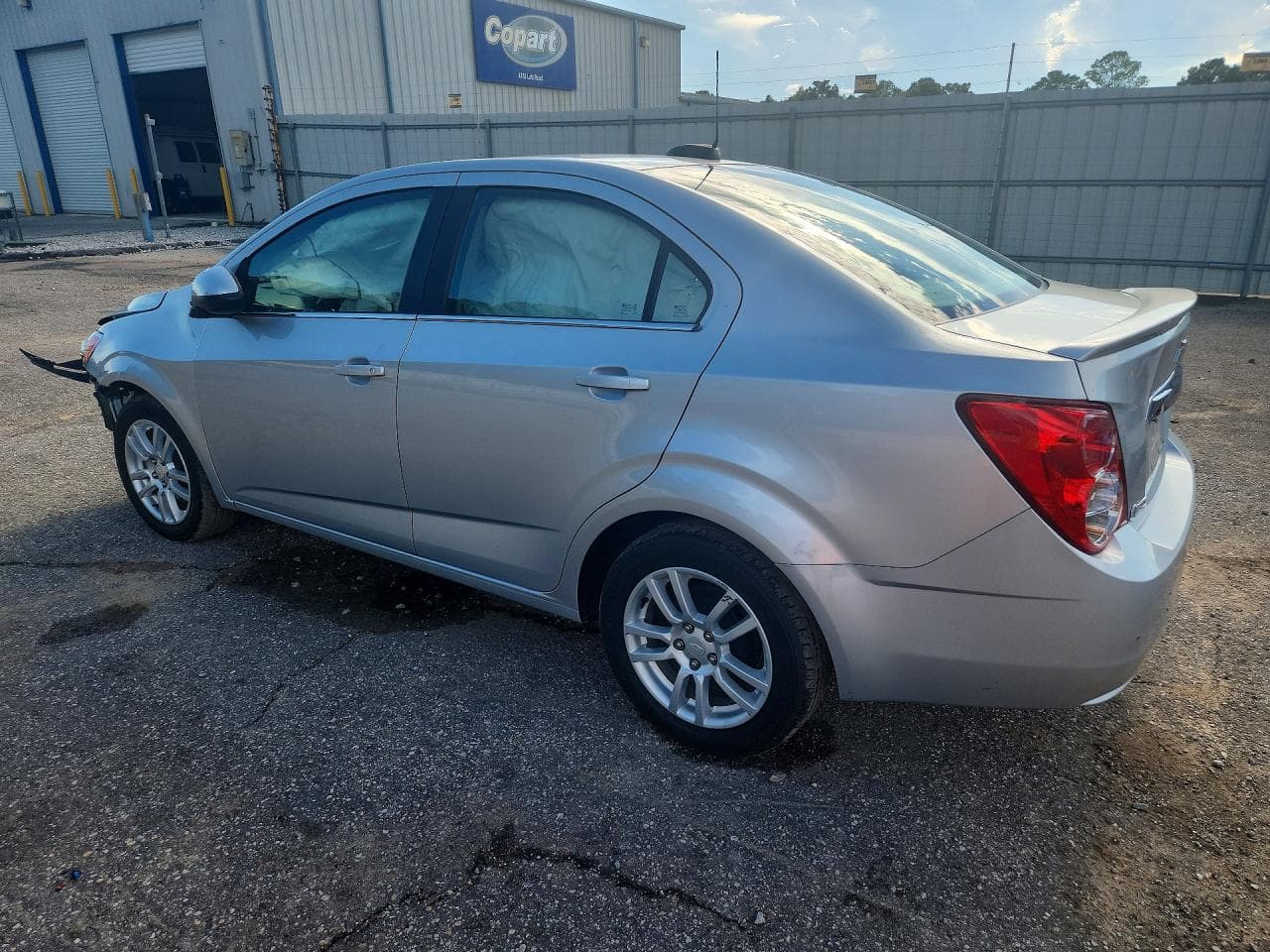 2016 Chevrolet Sonic Lt - foto 2