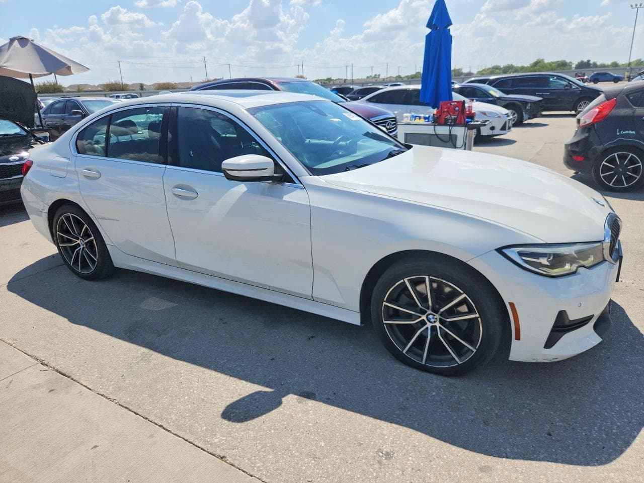 2020 BMW 330Xi - foto 4