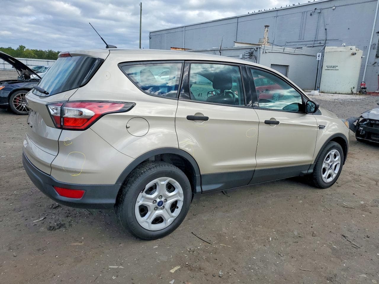 2017 Ford Escape S - foto 3