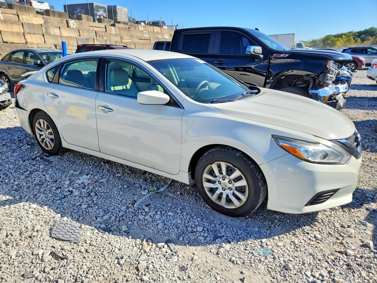 2016 Nissan Altima 2.5 S - foto 4