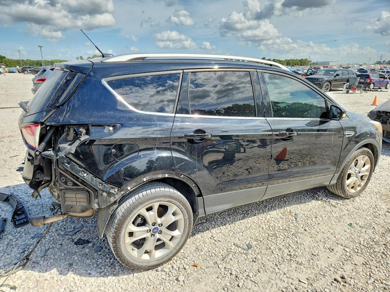 2016 Ford Escape Titanium - foto 3