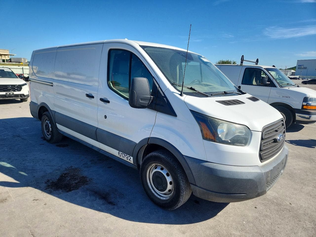 2016 Ford Transit T-150 - foto 4