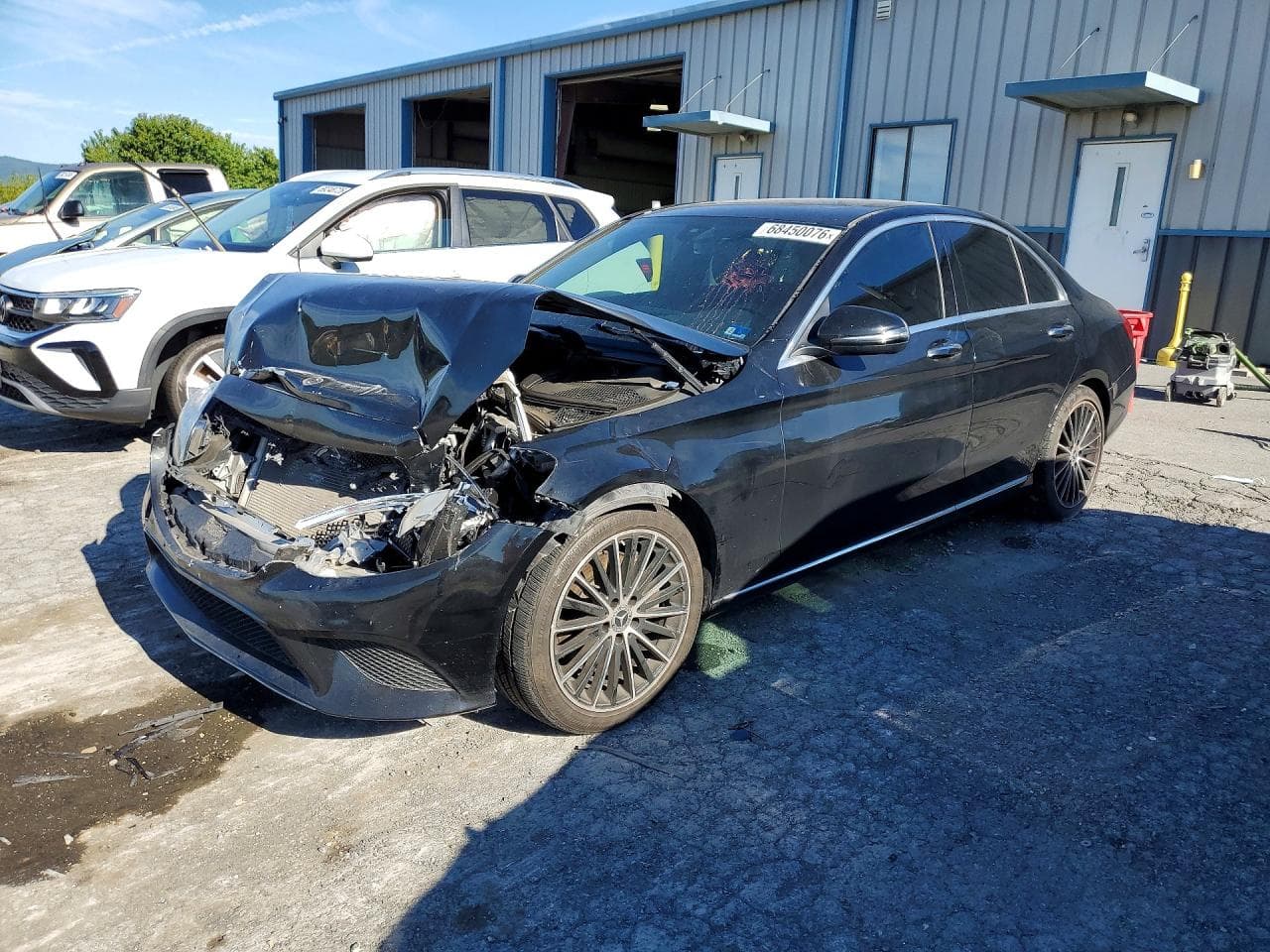 Mercedes-Benz C-klasse 2021 z USA