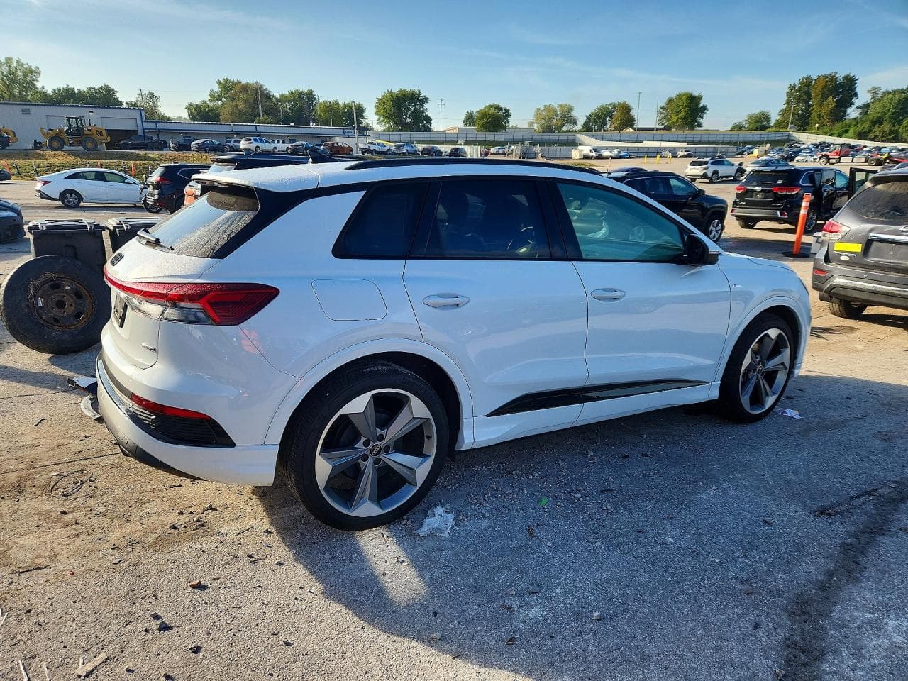 2025 Audi Q4 E-Tron Premium Plus - foto 3