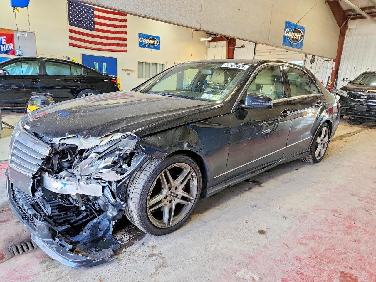 Mercedes-Benz E-klasse 2011 z USA