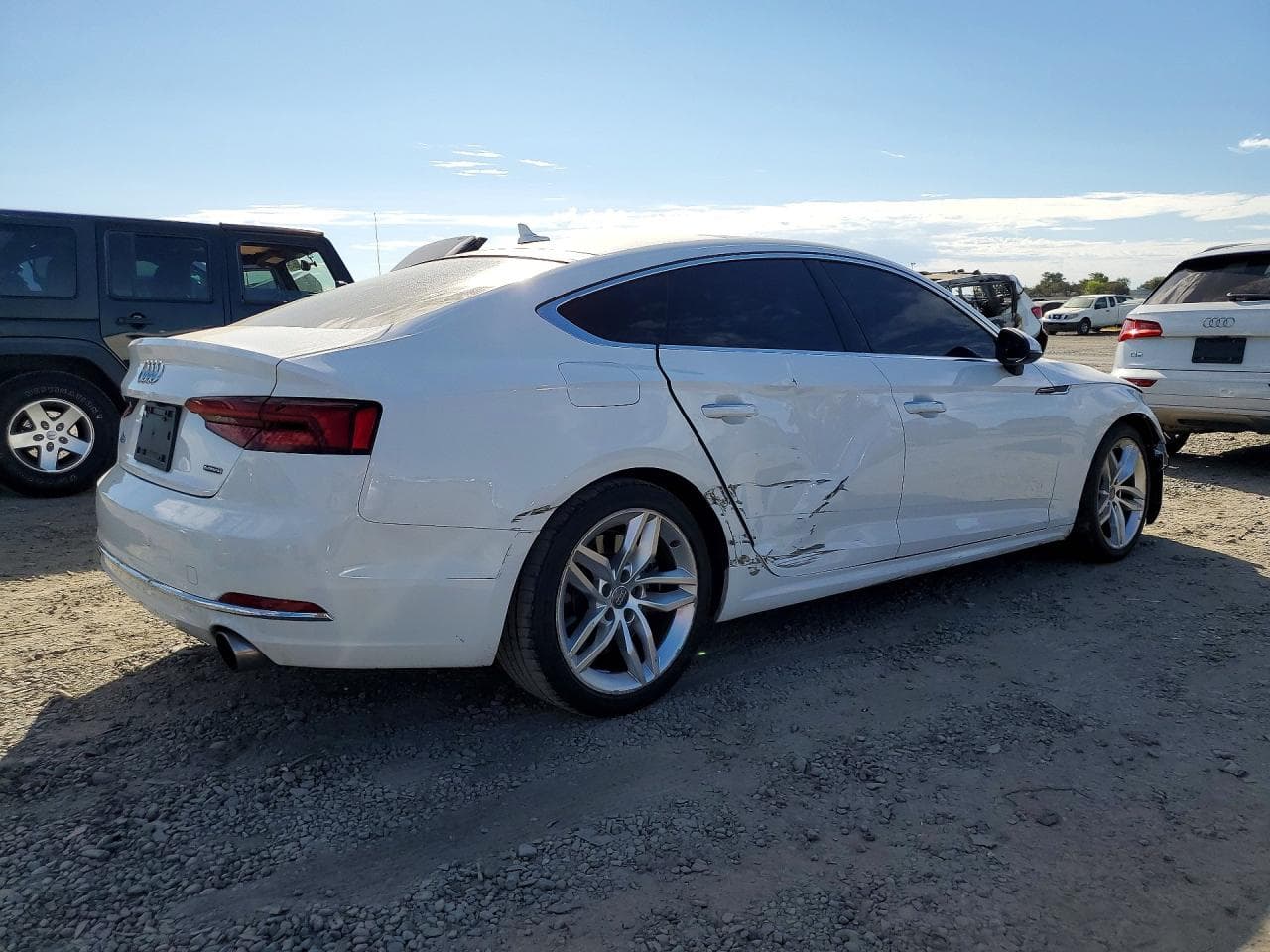2019 Audi A5 Premium - foto 3