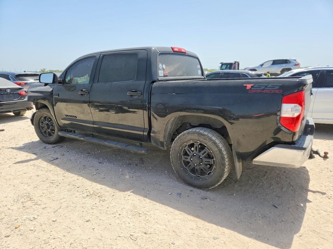 2016 Toyota Tundra Sr5 - foto 2