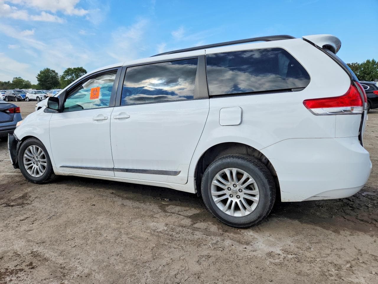 2012 Toyota Sienna Xle 8-Passenger - foto 2