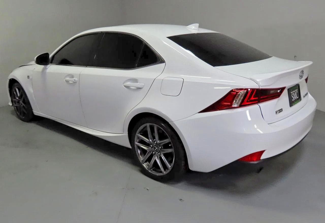 2016 Lexus Is 200T - foto 4