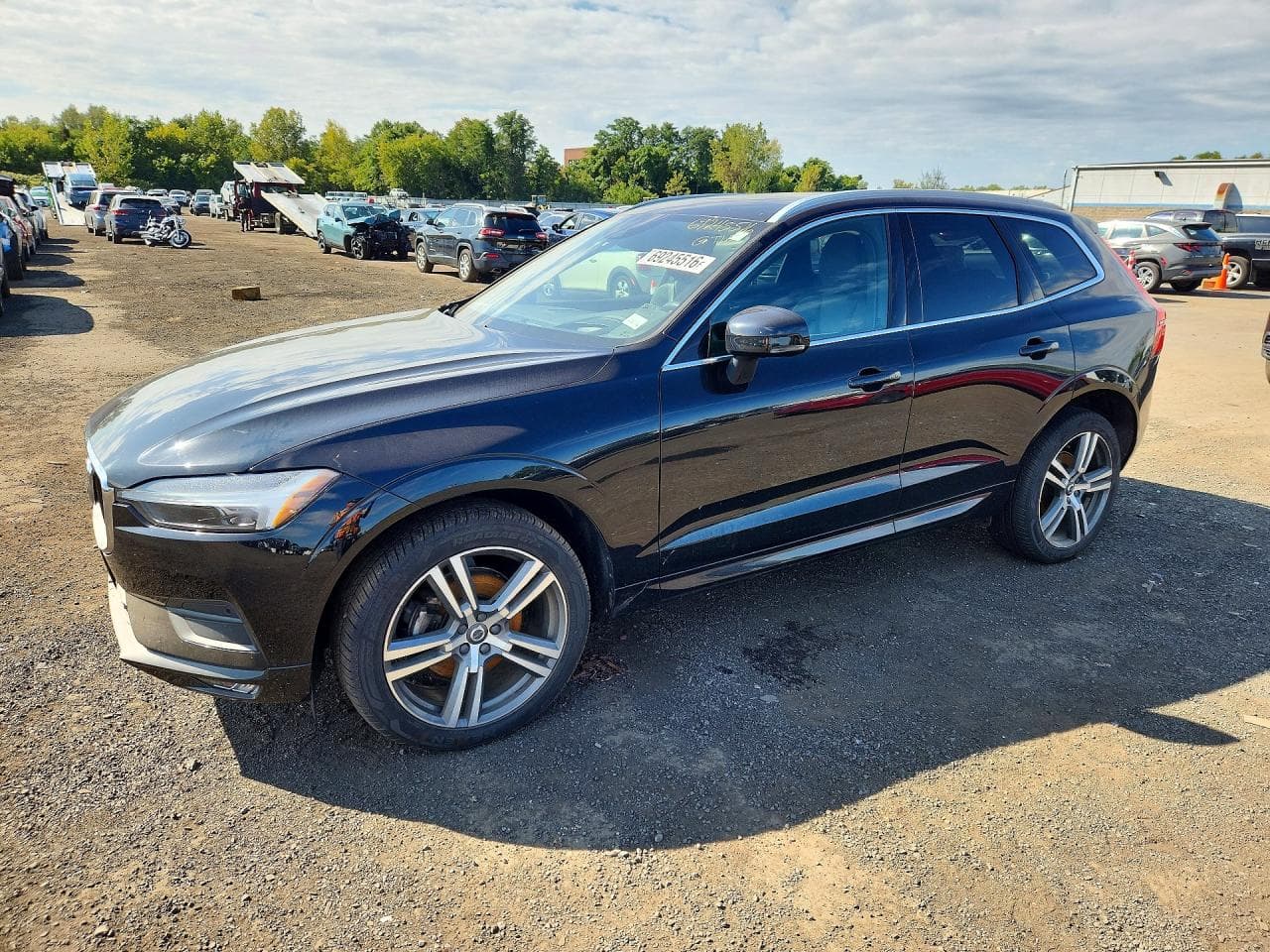 Volvo XC60 2021 z USA