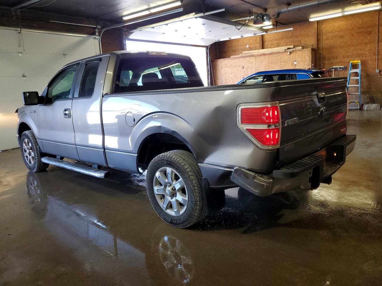 2013 Ford F150 Super Cab - foto 2
