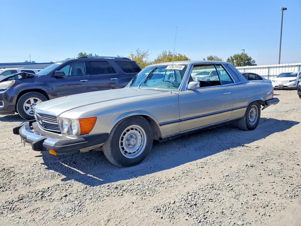Mercedes-Benz SLC-klasse 1974 z USA