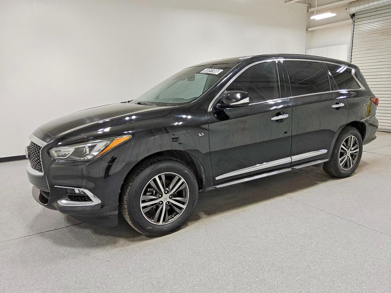 Infiniti QX60 2019 z USA