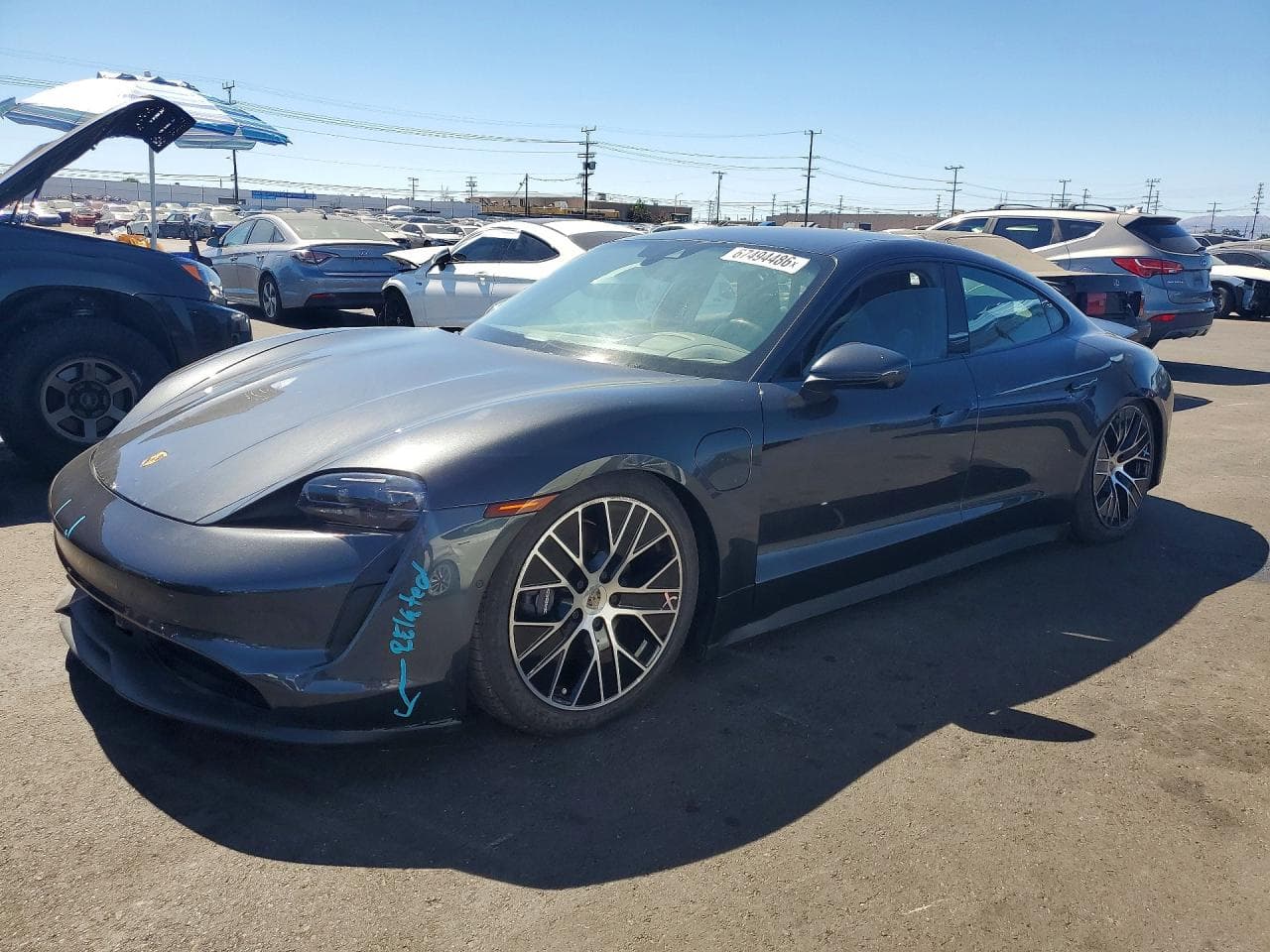 Porsche Taycan 2021 z USA