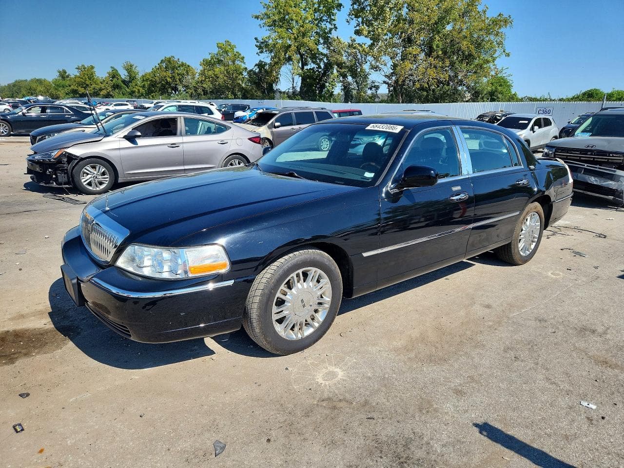 2008 Lincoln Town Car Signature Limited