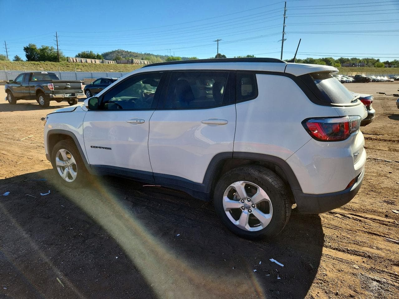 2017 Jeep Compass Latitude - foto 2