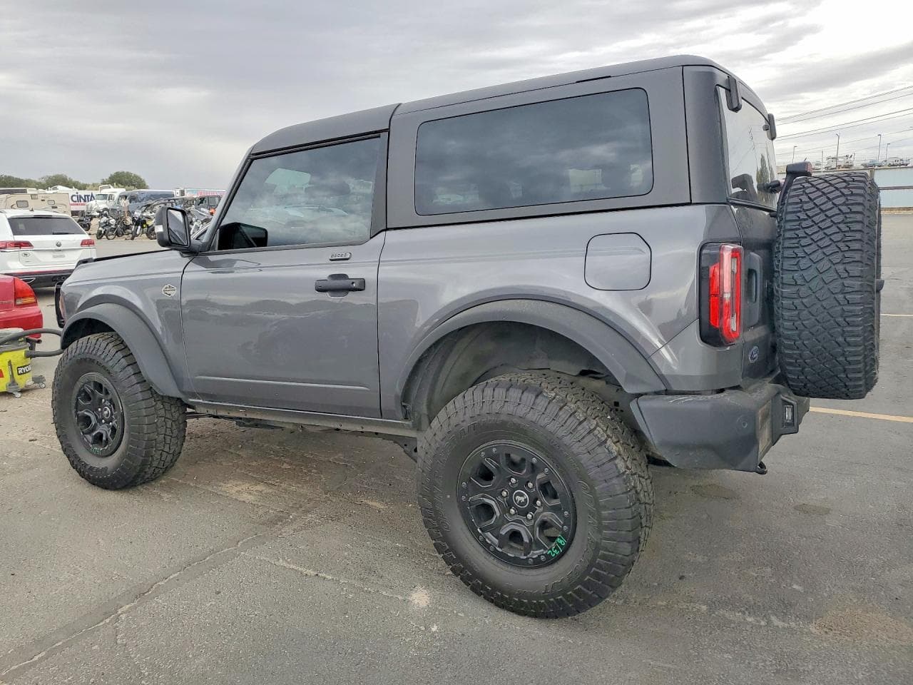 2023 Ford Bronco Base - foto 2