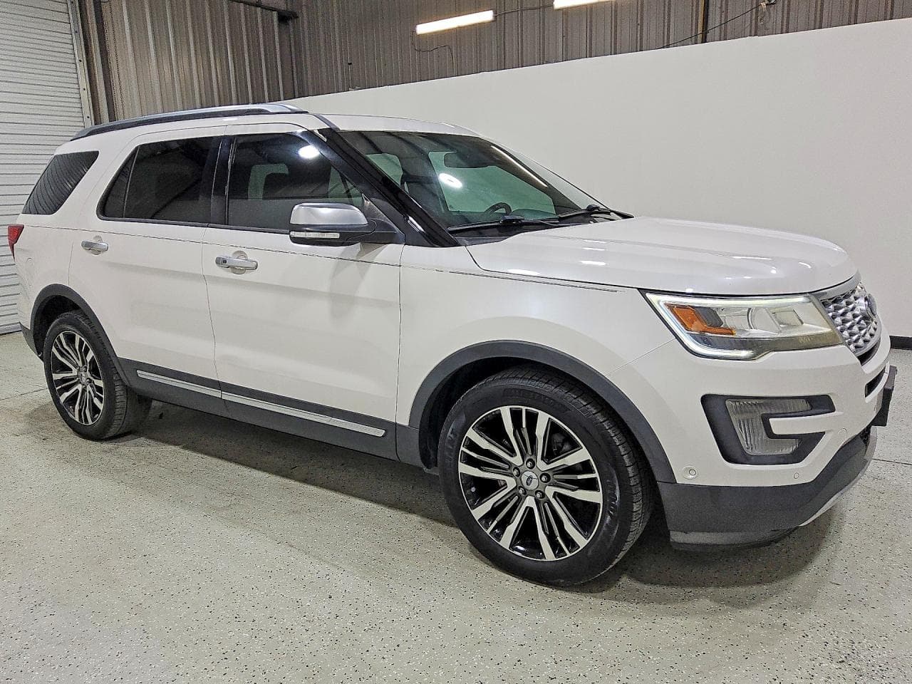 2017 Ford Explorer Platinum - foto 4