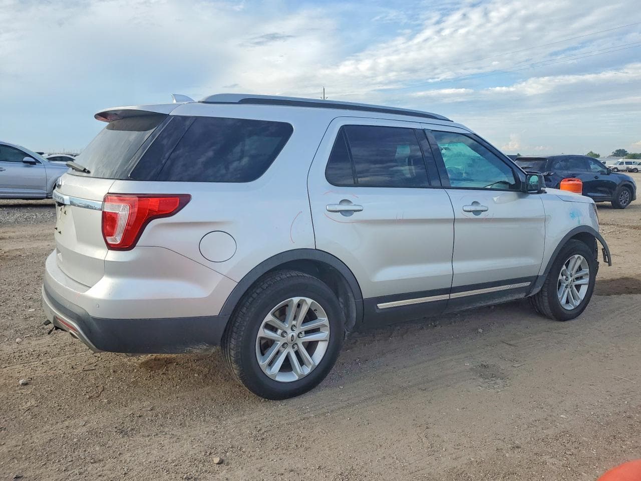 2017 Ford Explorer Xlt - foto 3