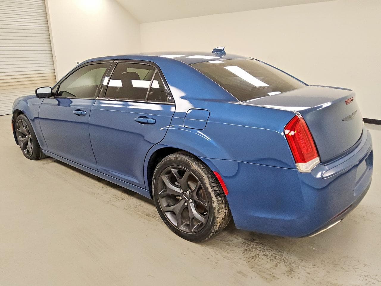 2020 Chrysler 300 Touring - foto 2