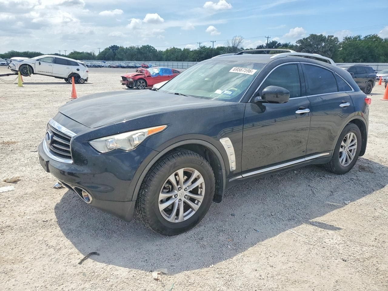 Infiniti FX 2013 z USA