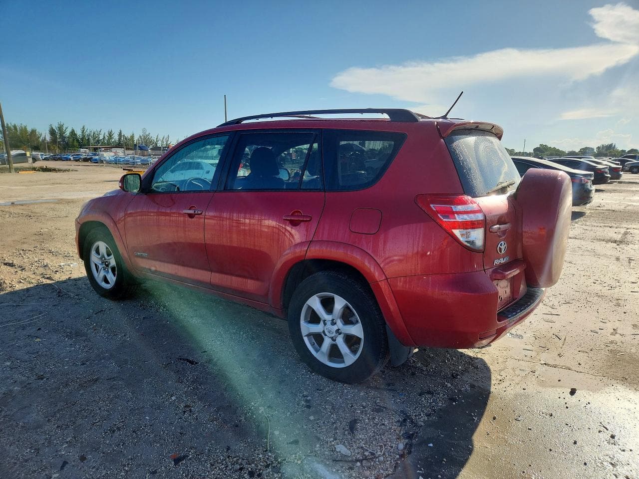 2011 Toyota Rav4 Limited - foto 2