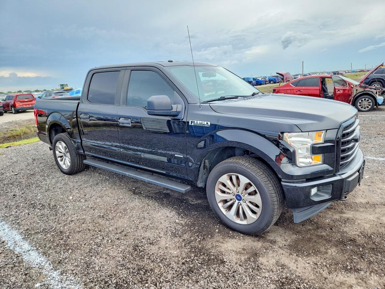 2017 Ford F150 Supercrew - foto 4