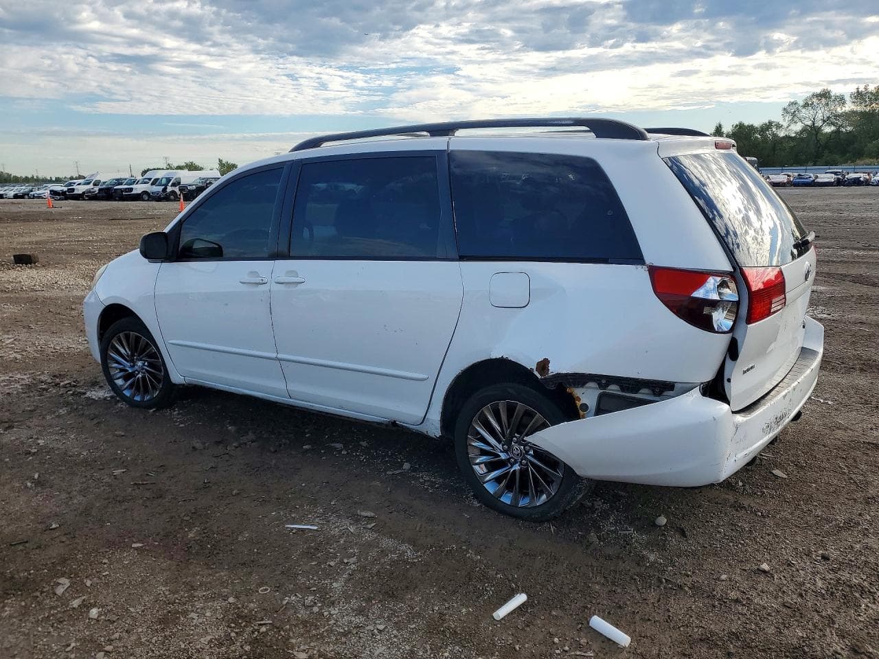 2005 Toyota Sienna - foto 2
