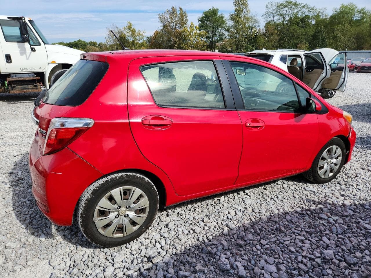 2014 Toyota Yaris 5-Door Le - foto 3