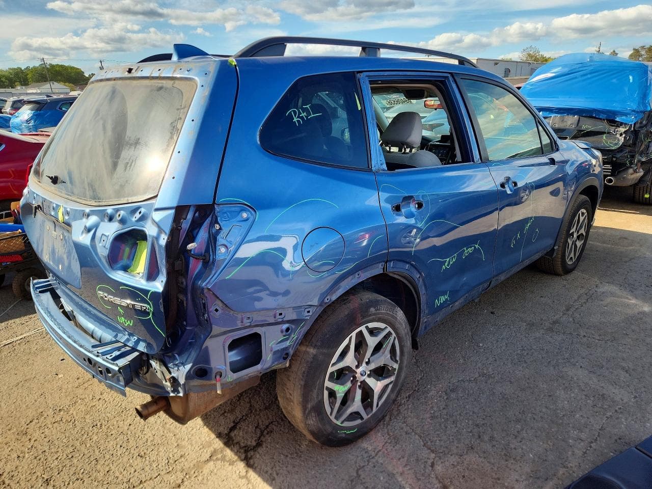 2020 Subaru Forester Premium - foto 3